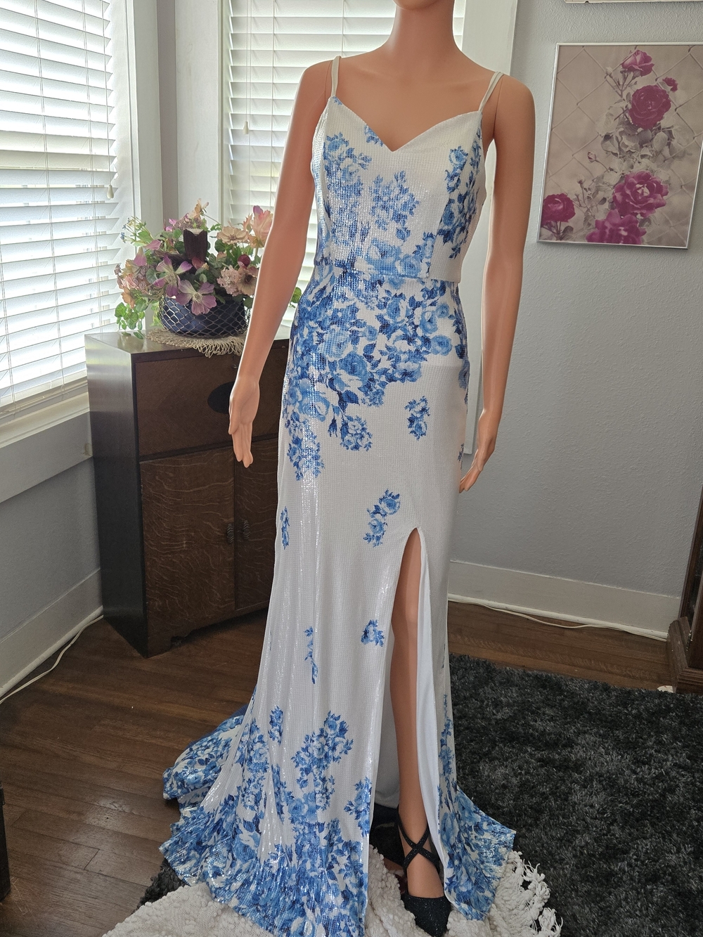 Blue Floral White V-Neck Spaghetti-Strap Evening Gown